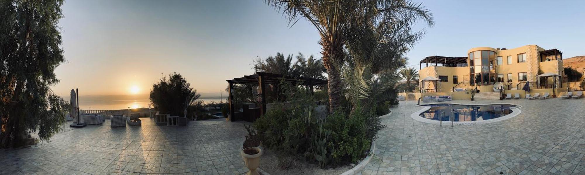 The Precious Guesthouse Sweimeh 외부 사진